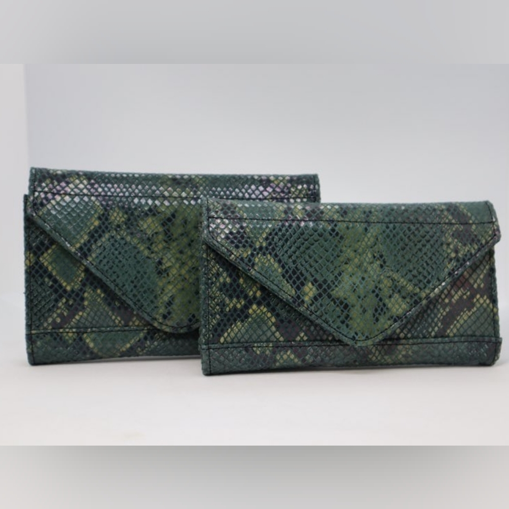 KL Select Leather Mobile Phone Pocket Size 7" X 4" Green Snakeprint